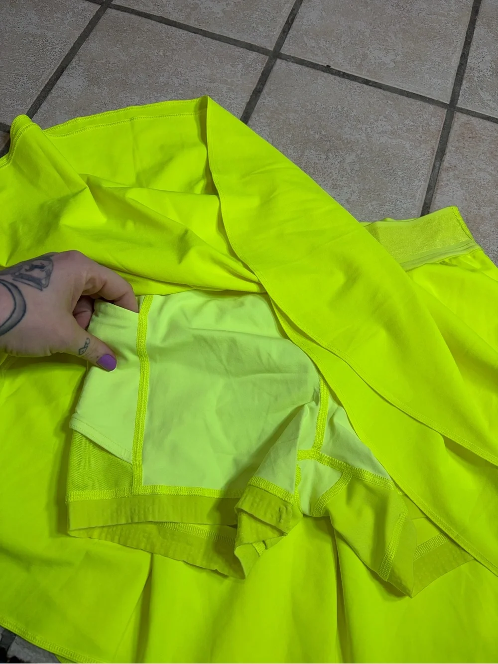 Lululemon Court Rival High-Rise Skirt *Long 15” (Highlight Yellow) Size 6